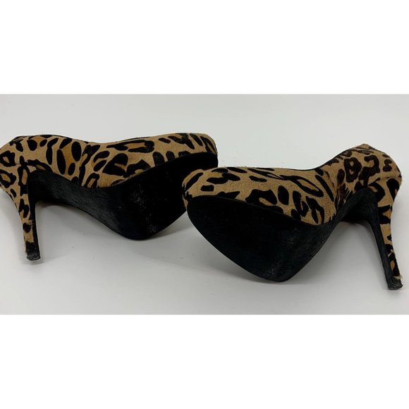Saks 5/48 Leopard Pumps Size 38 (7.5) - Picture 8 of 8